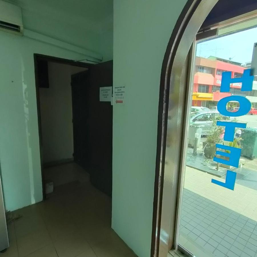 Best One Hotel Malacca Exterior photo