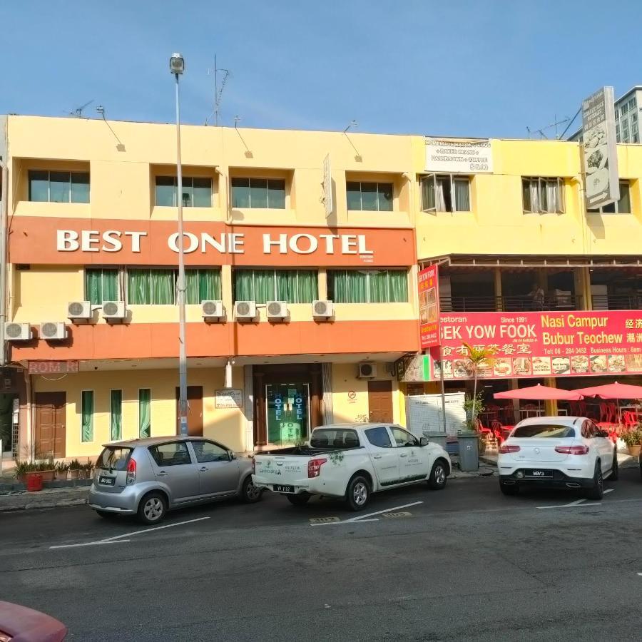 Best One Hotel Malacca Exterior photo