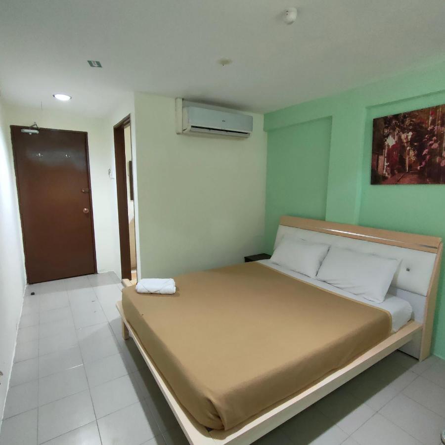 Best One Hotel Malacca Exterior photo