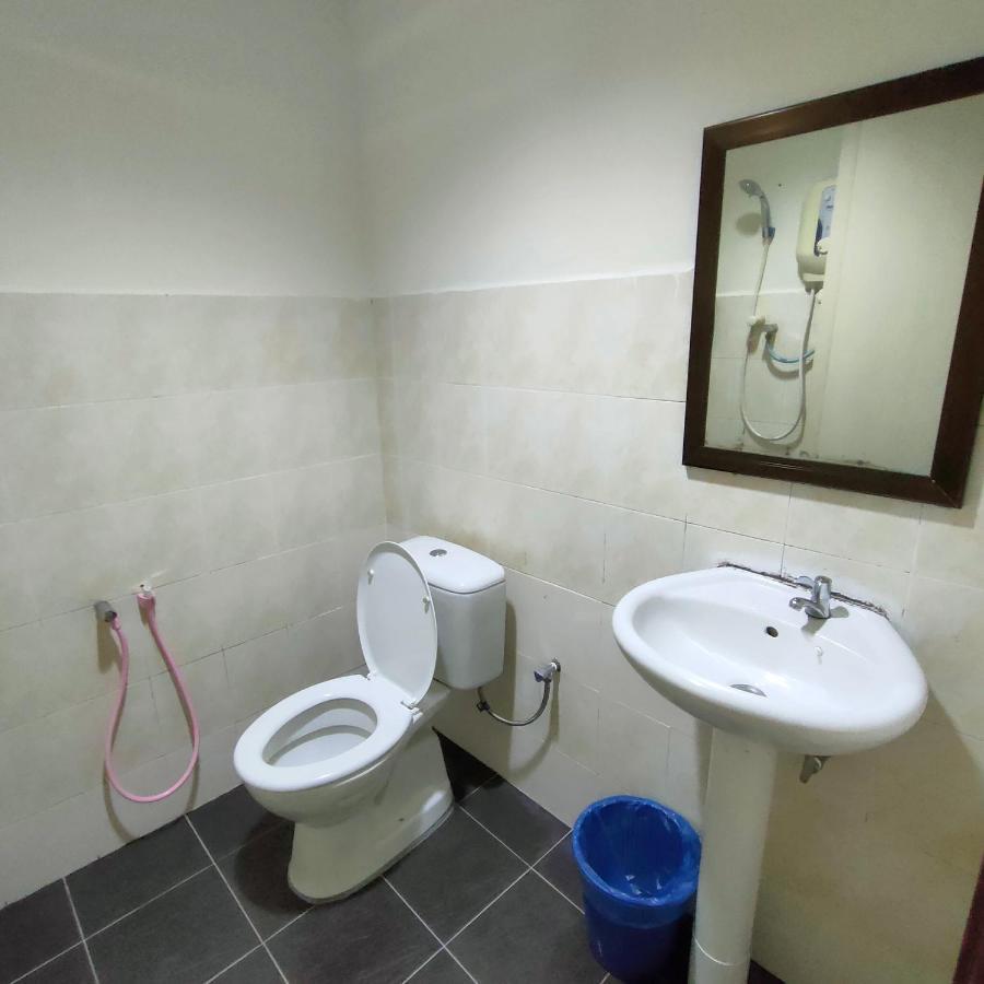 Best One Hotel Malacca Exterior photo