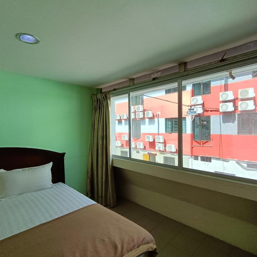 Best One Hotel Malacca Exterior photo